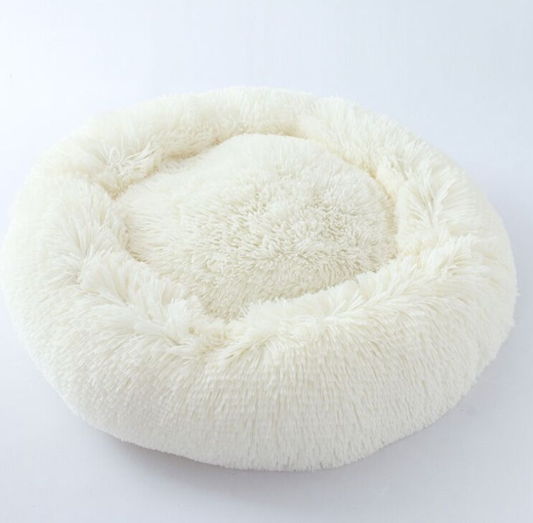 Fluffy Round Pet Nest Bed – Plush Donut Calming Bed for Dogs & Cats