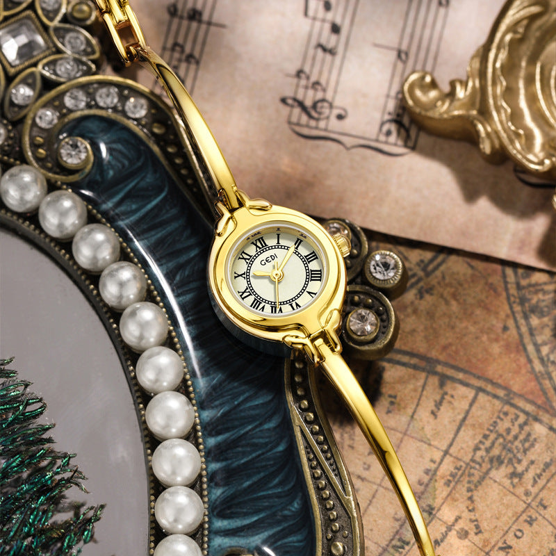 Gold Good-looking Thin Strap Quartz Watch