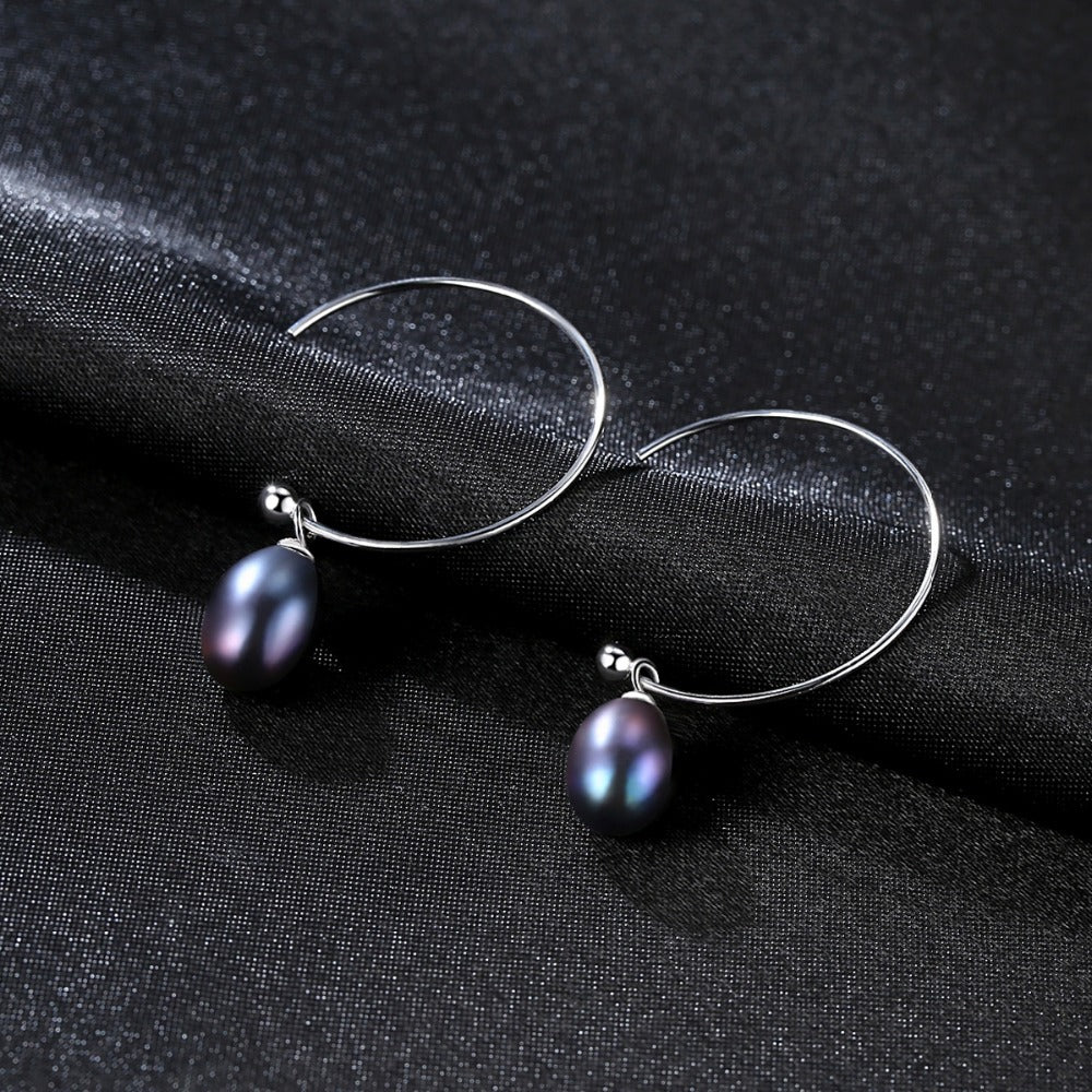 Minimalist fashion earrings