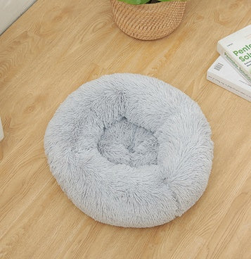 Fluffy Round Pet Nest Bed – Plush Donut Calming Bed for Dogs & Cats