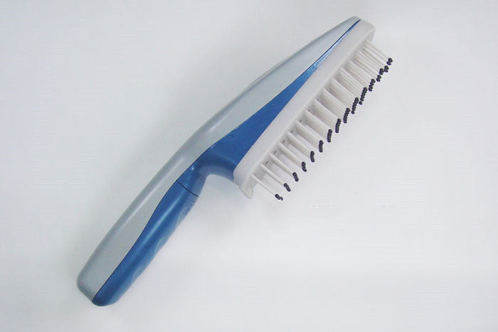 Ioniser comb-brush for pets