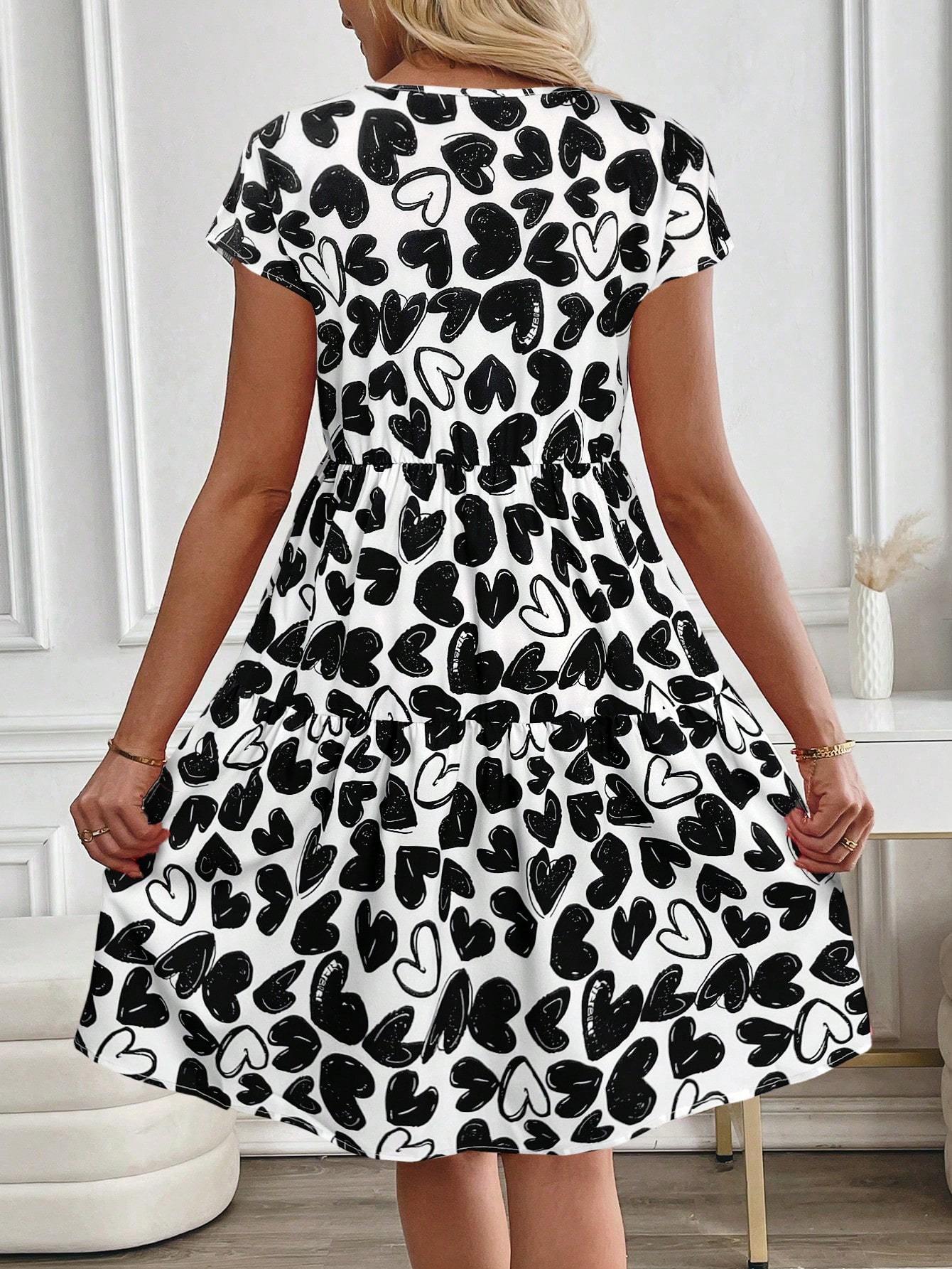Women's Valentine's Day Heart Print Round Neck Short Sleeve Short Casual Dress