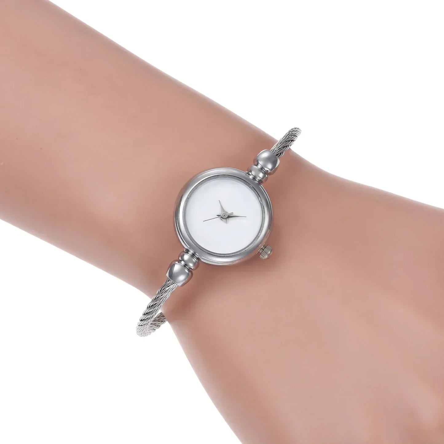 Luxe dameshorloge met gouden armband en quartzhorloge – roestvrij staal, casual armbandstijl